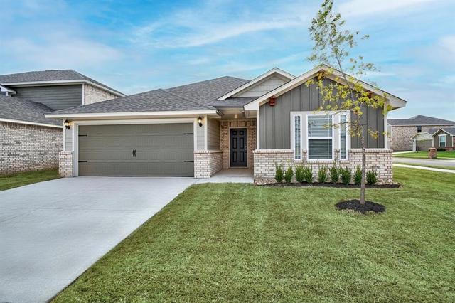 1902 Palmatum Rd, El Reno, OK 73036