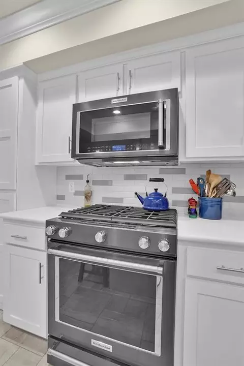 Kitchen - 201 Paseo De Vida Loop, Altus, OK 73521 photo 7 of 7