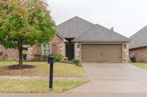 612 NW 161st St, Edmond, OK 73013