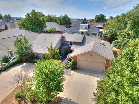 View/Area - 14045 Apache Dr, Edmond, OK 73013 photo 2 of 3