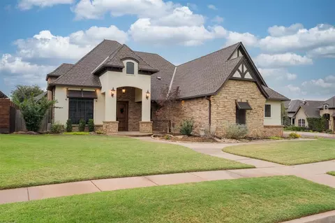 9028 NW 147th Pl, Yukon, OK 73099