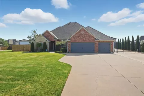 532 E Olivia Ter, Mustang, OK 73064