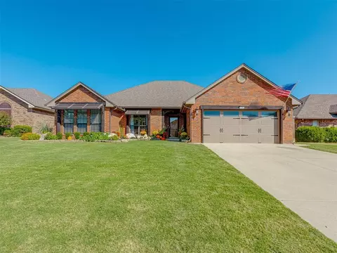 17500 Iron Ln, Edmond, OK 73012