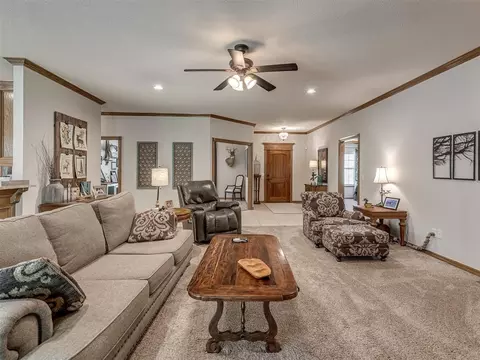 Living - 7 Loblolly Ln, Tuttle, OK 73089 photo 5 of 5