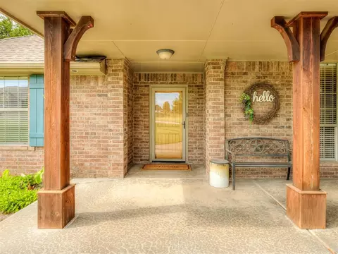 Exterior - 7 Loblolly Ln, Tuttle, OK 73089 photo 2 of 12