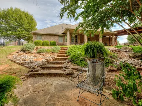 Exterior - 7 Loblolly Ln, Tuttle, OK 73089 photo 11 of 12