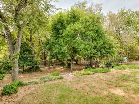 Exterior - 7 Loblolly Ln, Tuttle, OK 73089 photo 7 of 12