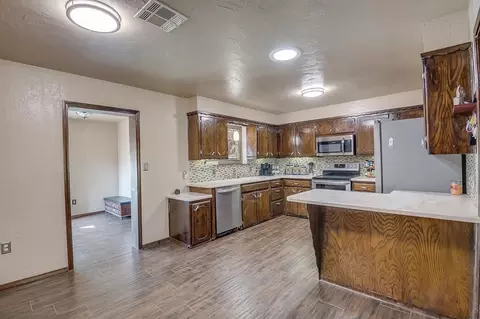 Kitchen - 118 Connolly Dr, Mcloud, OK 74851 photo 1 of 4