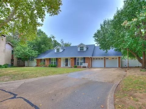 8 Bingham Pl, Norman, OK 73072