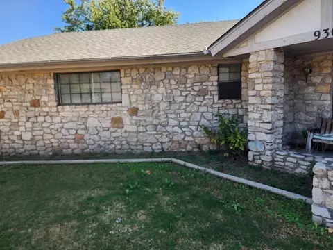 930 Pruitt Dr, Oklahoma City, OK 73170