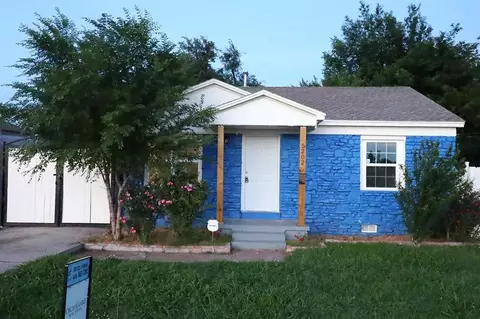 5202 N Rockwell Ave, Bethany, OK 73008