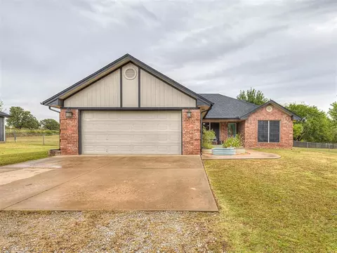 682 Turnstone Ln, Blanchard, OK 73010
