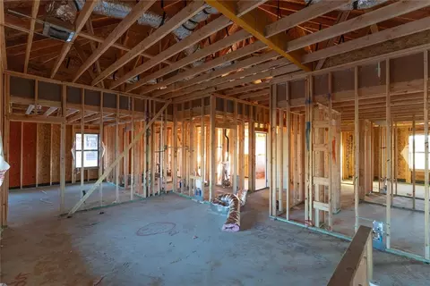 12313 SW 32nd St, Yukon, OK 73099