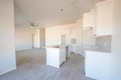 12309 SW 32nd St, Yukon, OK 73099