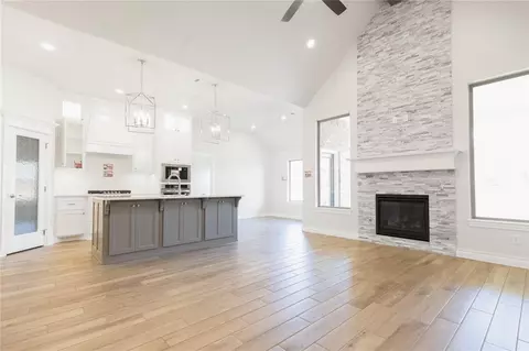 10309 SW 56th St, Mustang, OK 73064