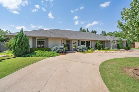 3025 Lansdowne Ln, Oklahoma City, OK 73120