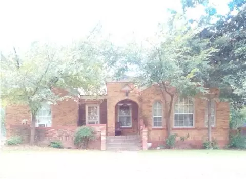 1506 NW 13th St, Lawton, OK 73507