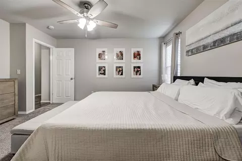 Bedroom - 1101 Limestone Dr, Noble, OK 73068 photo 4 of 9