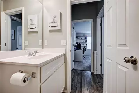Entry Way - 1101 Limestone Dr, Noble, OK 73068 photo 4 of 5