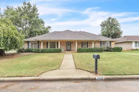 8517 Brookridge Dr, Oklahoma City, OK 73132