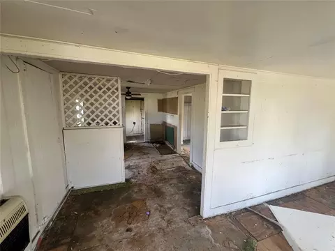 320 E 1st St, Stroud, OK 74079 photo 3