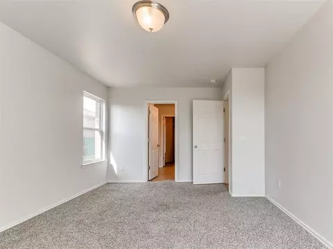 Bedroom - 9620 Eli Dr, Moore, OK 73160 photo 9 of 9