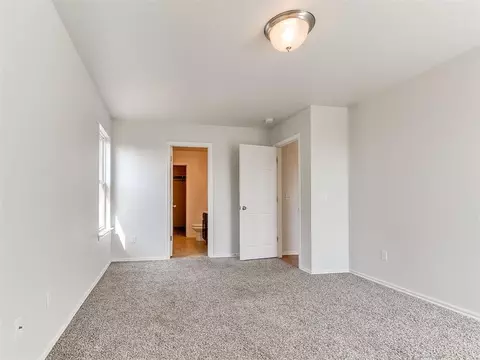 Bedroom - 9620 Eli Dr, Moore, OK 73160 photo 8 of 9
