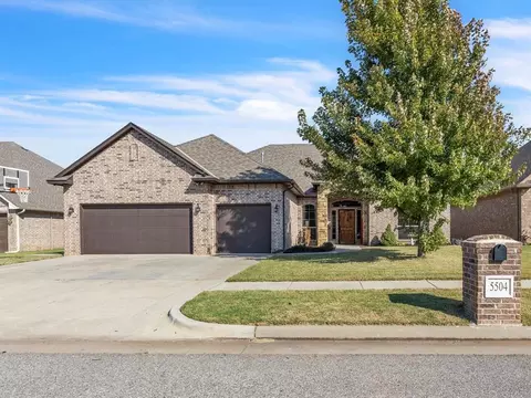 5504 St James Pl, Oklahoma City, OK 73179