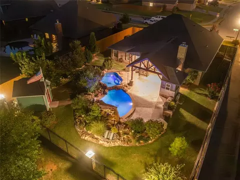 2125 Hidden Prairie Ct, Edmond, OK 73013
