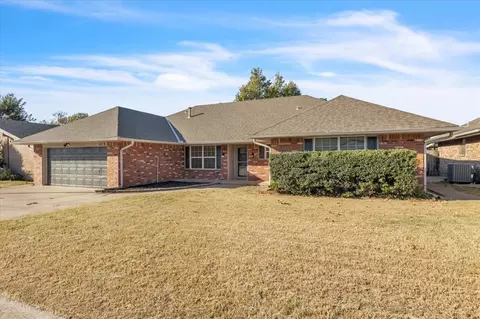 113 SW 99th St, Oklahoma City, OK 73139