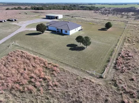 7920 N 2760, Waurika, OK 73573