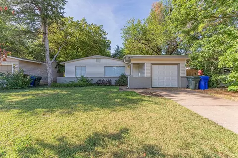 1616 Dakota St, Norman, OK 73069