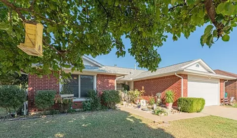 12517 Park Ave, Yukon, OK 73099