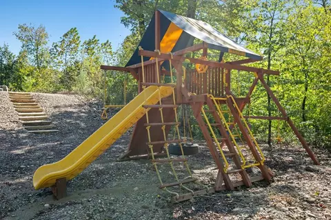 Exterior - 17 Forrest Ln, Broken Bow, OK 74728 photo 7 of 9
