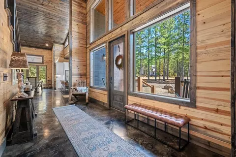 Entry Way - 17 Forrest Ln, Broken Bow, OK 74728 photo 1 of 2
