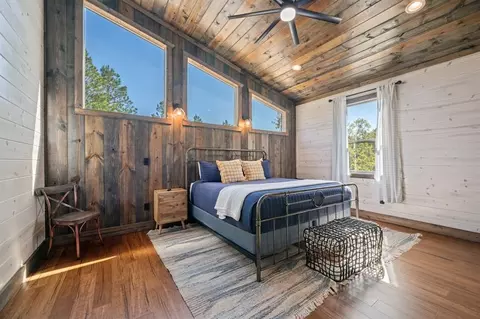 Bedroom - 17 Forrest Ln, Broken Bow, OK 74728 photo 6 of 6