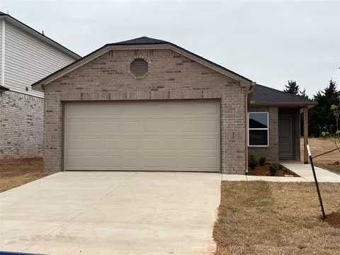 1201 Colt Dr, Guthrie, OK 73044