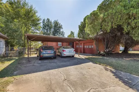 408 W Douglas Dr, Midwest City, OK 73110
