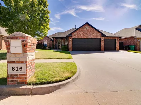 616 Ellsworth Ave, Yukon, OK 73099