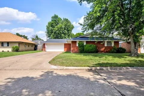 1513 Kaw St, Enid, OK 73703