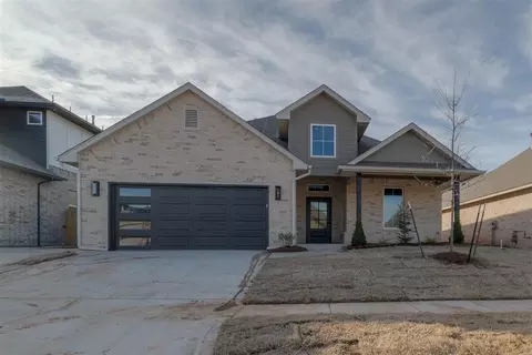 7220 NW 152nd St, Edmond, OK 73013