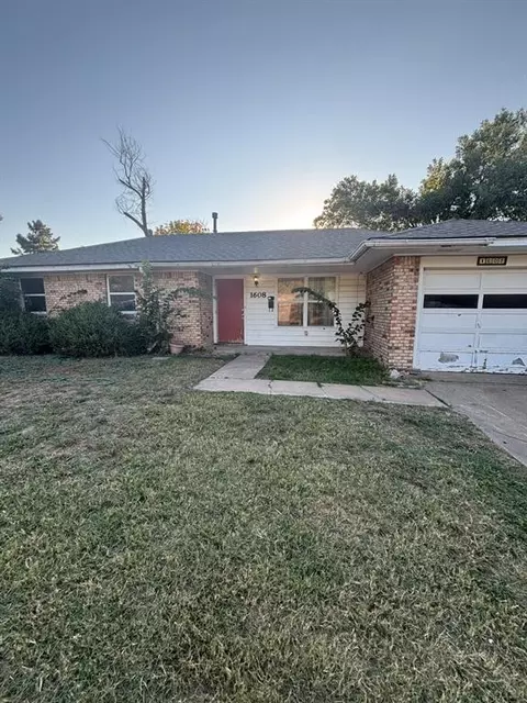1608 N Crawford Ave, Norman, OK 73069