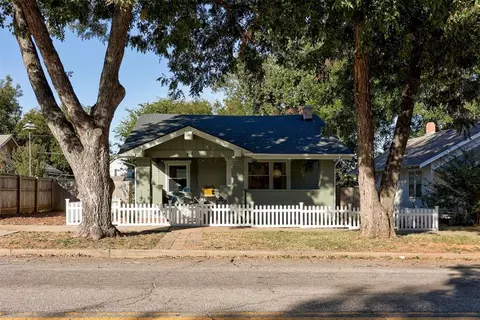 413 N Wentz St, Guthrie, OK 73044