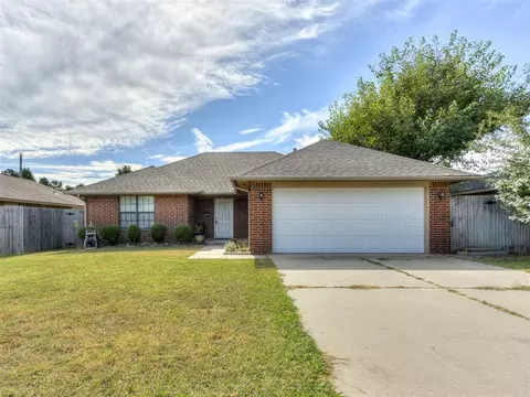 900 NW 19th St, Moore, OK 73160