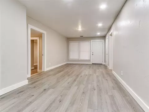 736 Eubanks St, Oklahoma City, OK 73105