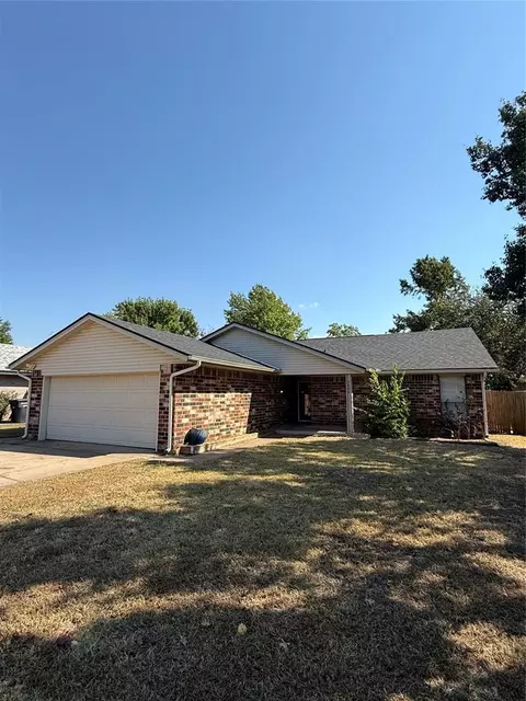 3600 Necia St, Moore, OK 73160