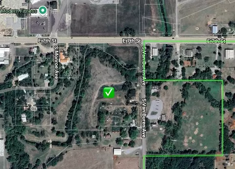 523 S Van Buren, Elk City, OK 73644