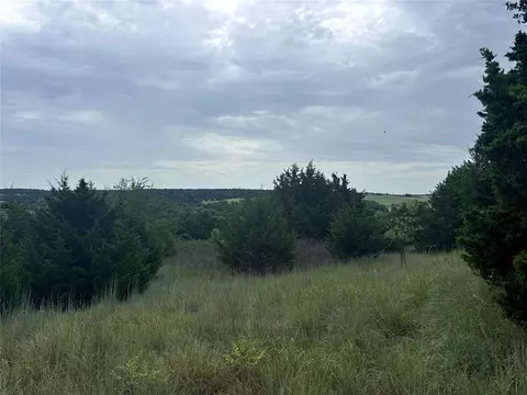 n n 2750 road, Minco, OK 73059