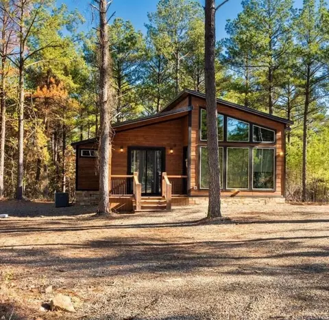 180 Alumacraft Trl, Broken Bow, OK 74728