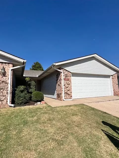 345 SW 92 St, Oklahoma City, OK 73139
